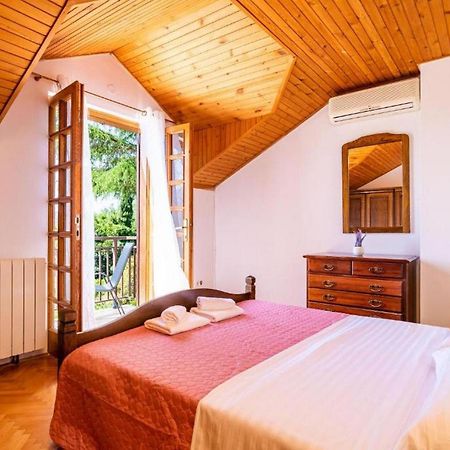 Three Bedroom Villa Surrounded By Nature With Pool Gruda Exterior photo